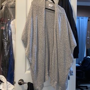 Aritzia cape